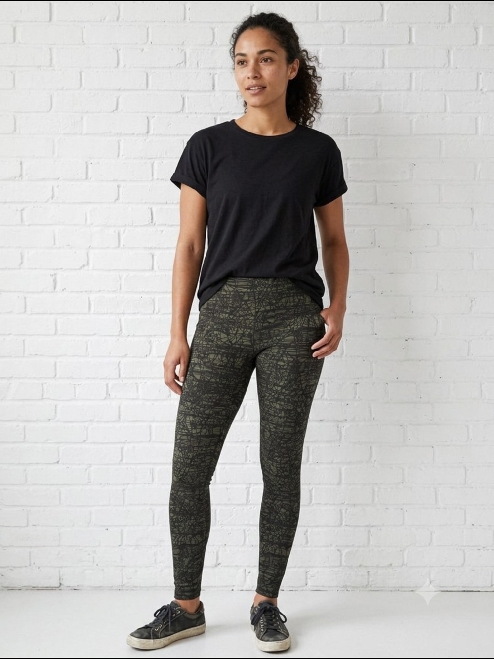 Old Navy Women’s Olive Patterned High-Rise Leggings